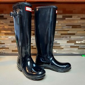 NWT Hunter Gloss black rain boot 6 US 37